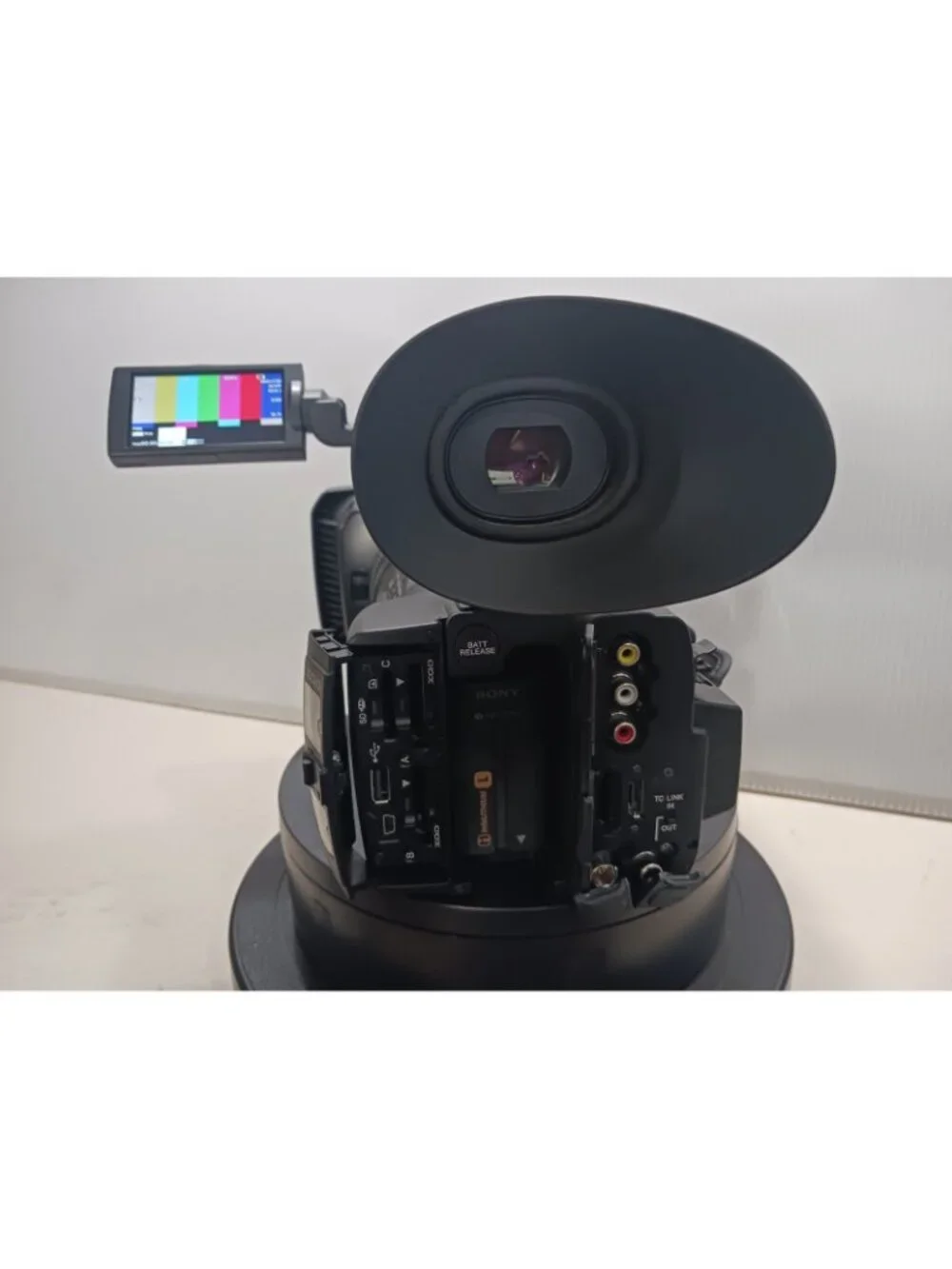 Prof. Sony PXW-Z100 4K XDCAM  Camcorder in great Condition--184 original hours